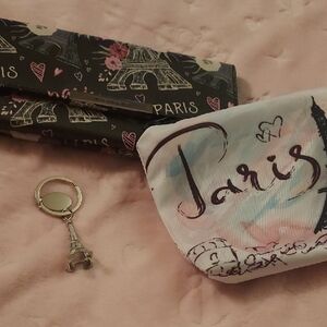 Source Unknown Paris-Themed Key Chain Wallet And Pouch Bundle